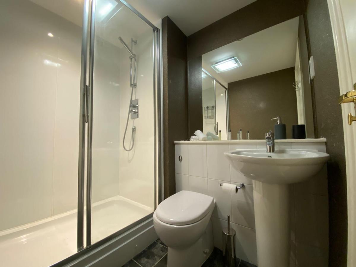 Maltings Apartment - Spacious 2 Bed Ground Floor Apartment カーコーディ エクステリア 写真