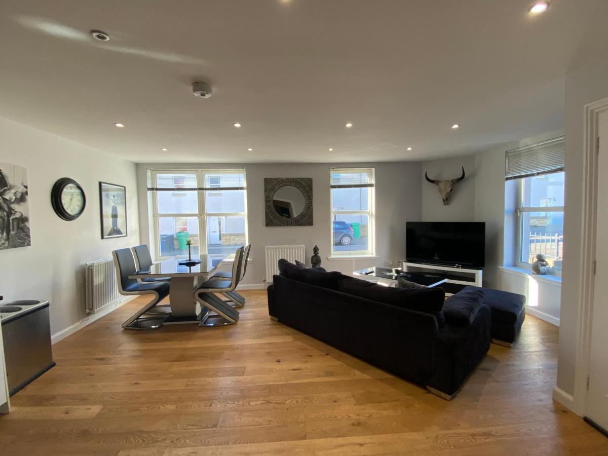 Maltings Apartment - Spacious 2 Bed Ground Floor Apartment カーコーディ エクステリア 写真